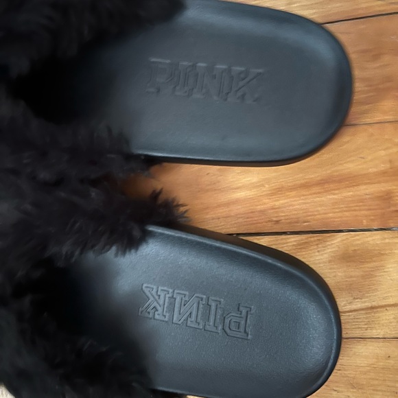 PINK Fur Slides - Picture 7 of 9